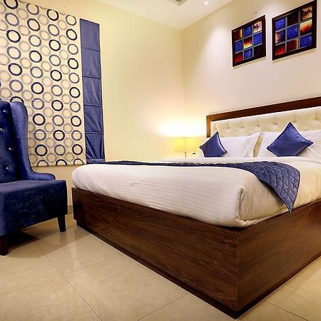 לודהיאנה Hotel Rk Grande חדר תמונה